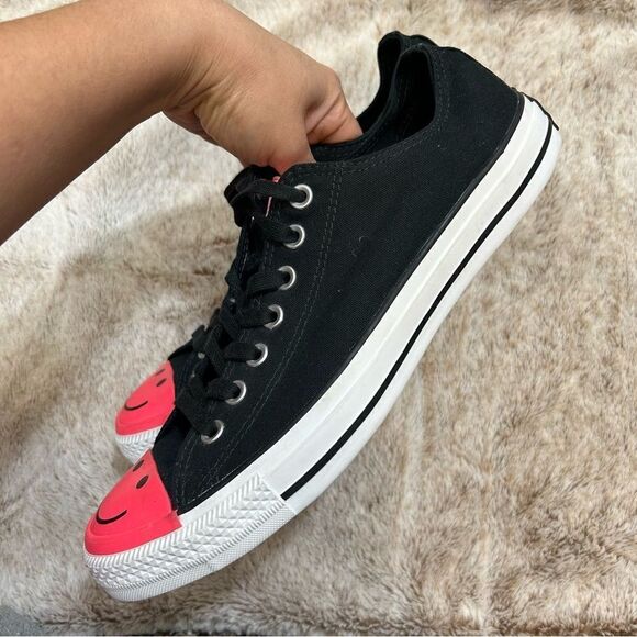 Converse CTAS OX Happy Smiley Face Black Racer Pink Sneakers Shoes M 9.5 W 11.5 - Picture 3 of 8